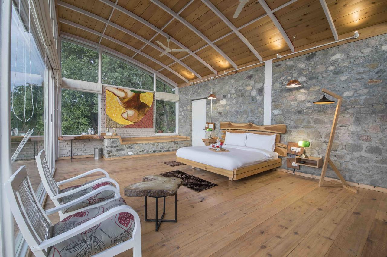 Seclude Cliff's Edge Bed & Breakfast Ramgarh (Uttarakhand)